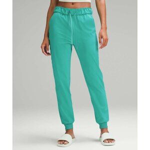 Lululemon Kelly Green Ruffled Waist Stretch High-Rise Jogger Pants, Size 4
